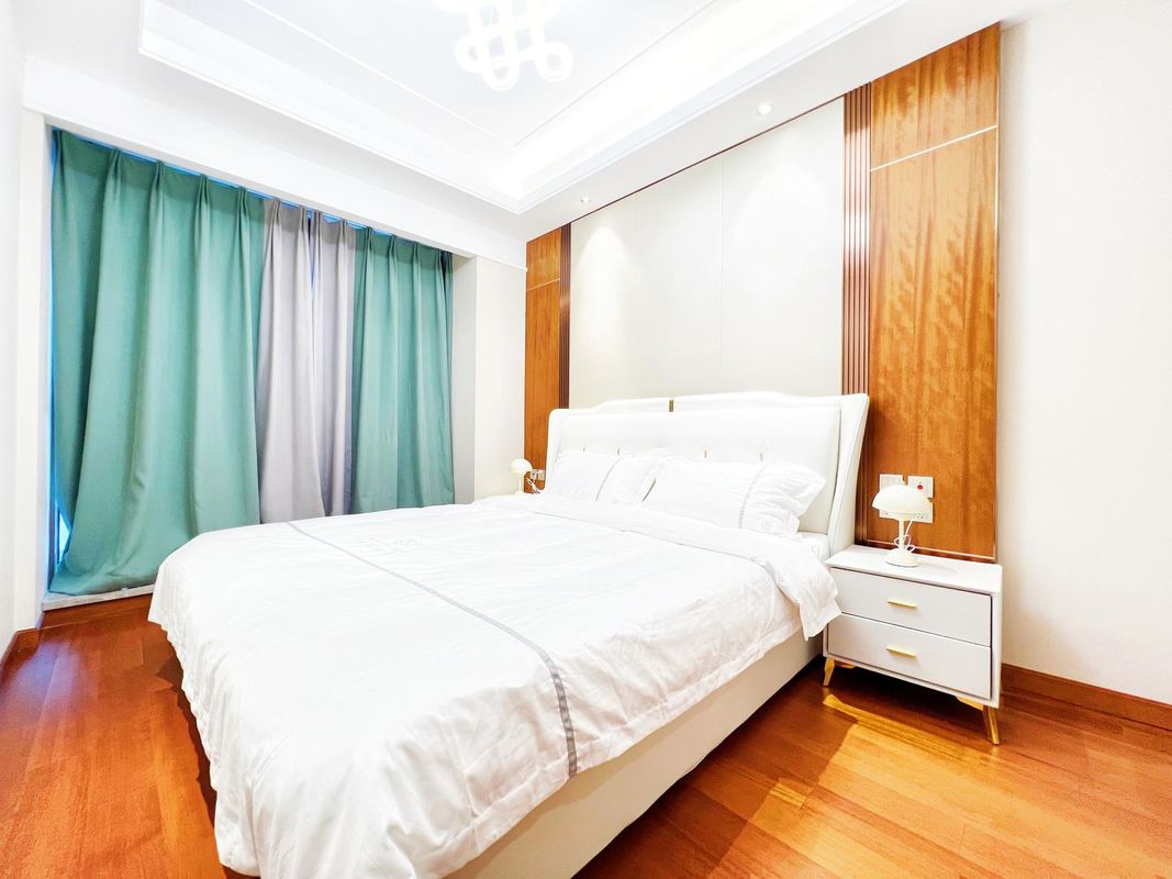 向陽海遇海景酒店(大連東港威尼斯水城店)