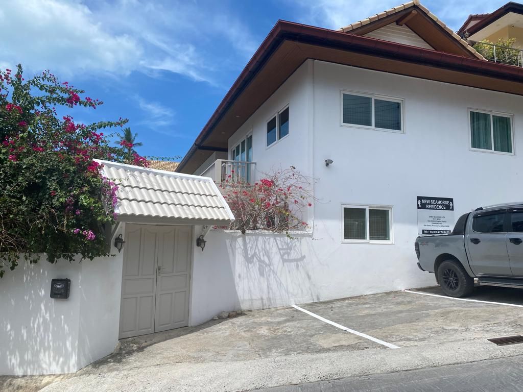 New Seahorse Residence