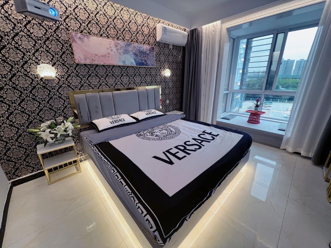 Xi'an Jinglai Apartment