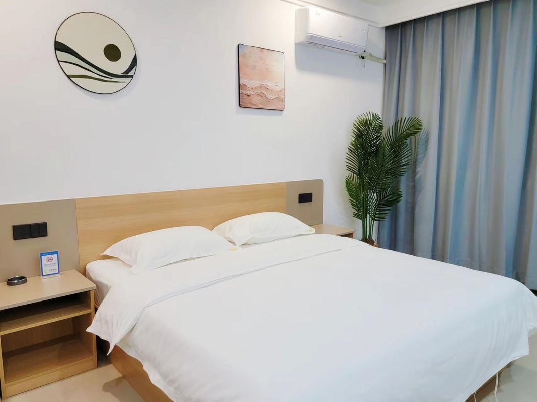 Hanhe Hotel (Rizhao West Station)