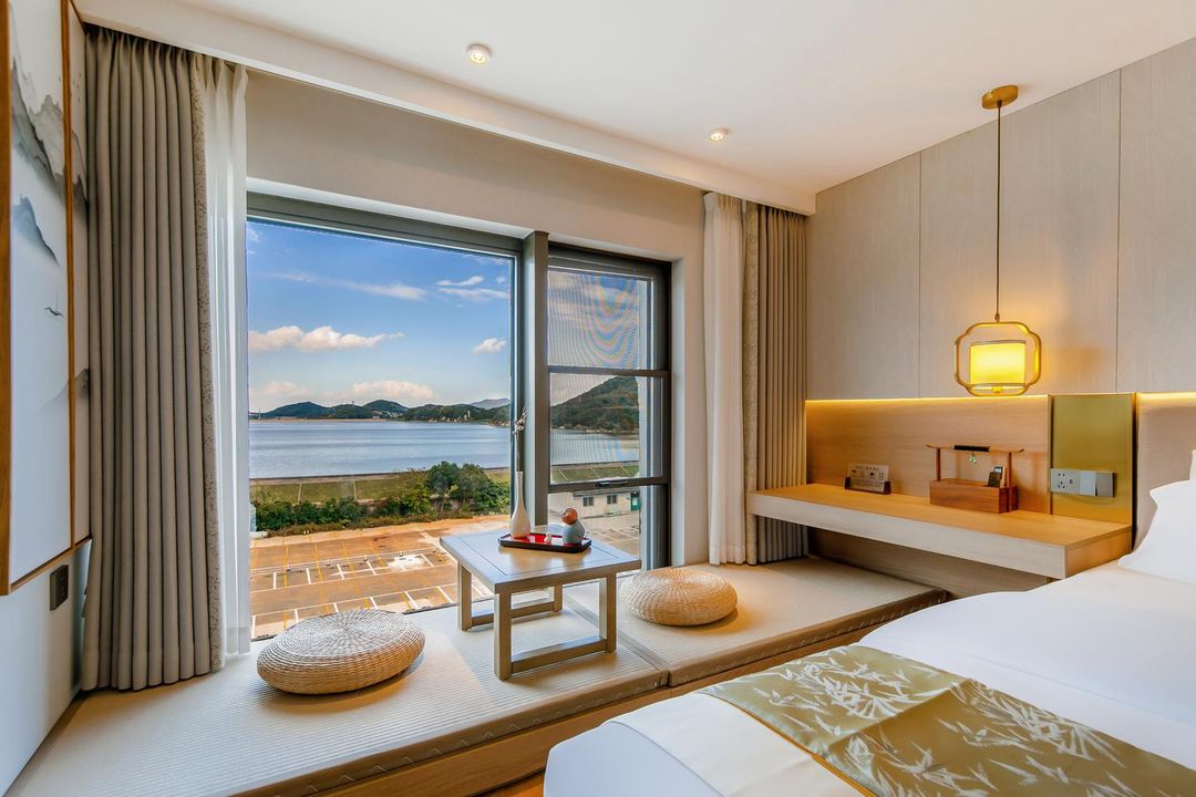Zhujiajian Ruji Hotel (Wugongshi Wharf)
