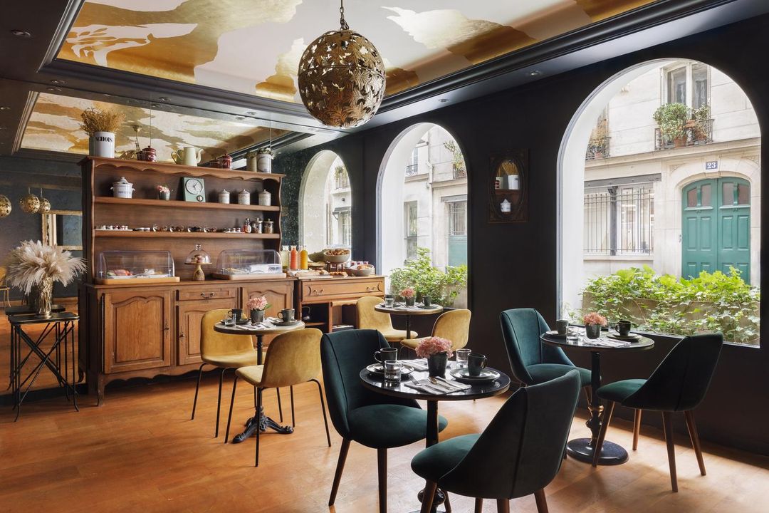 New Hotel Republique - Ex Albert's Hotel