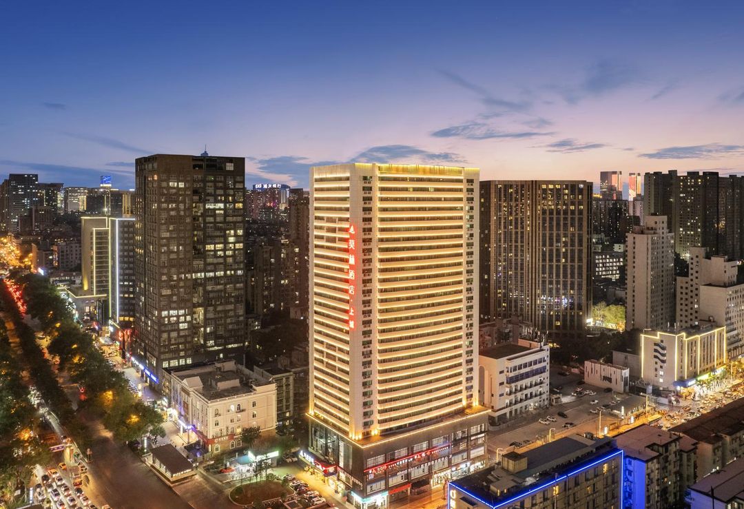 莫林酒店(長沙五一廣場窯嶺湘雅二醫院地鐵站店)