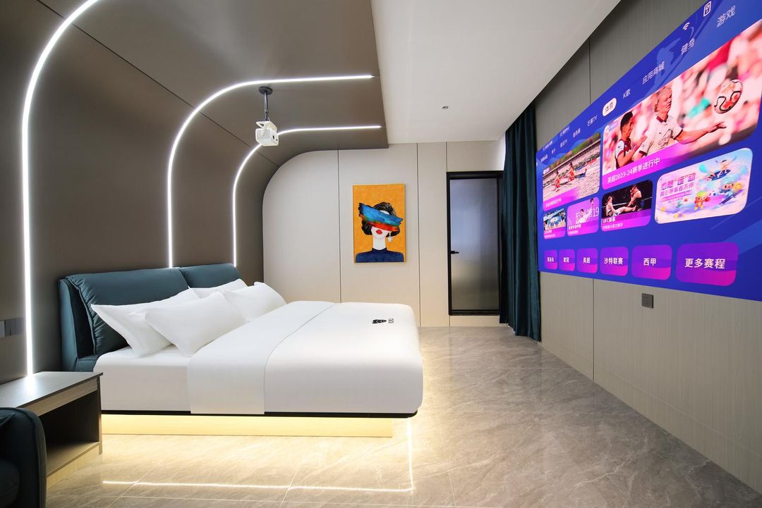 KUKU電競影音酒店