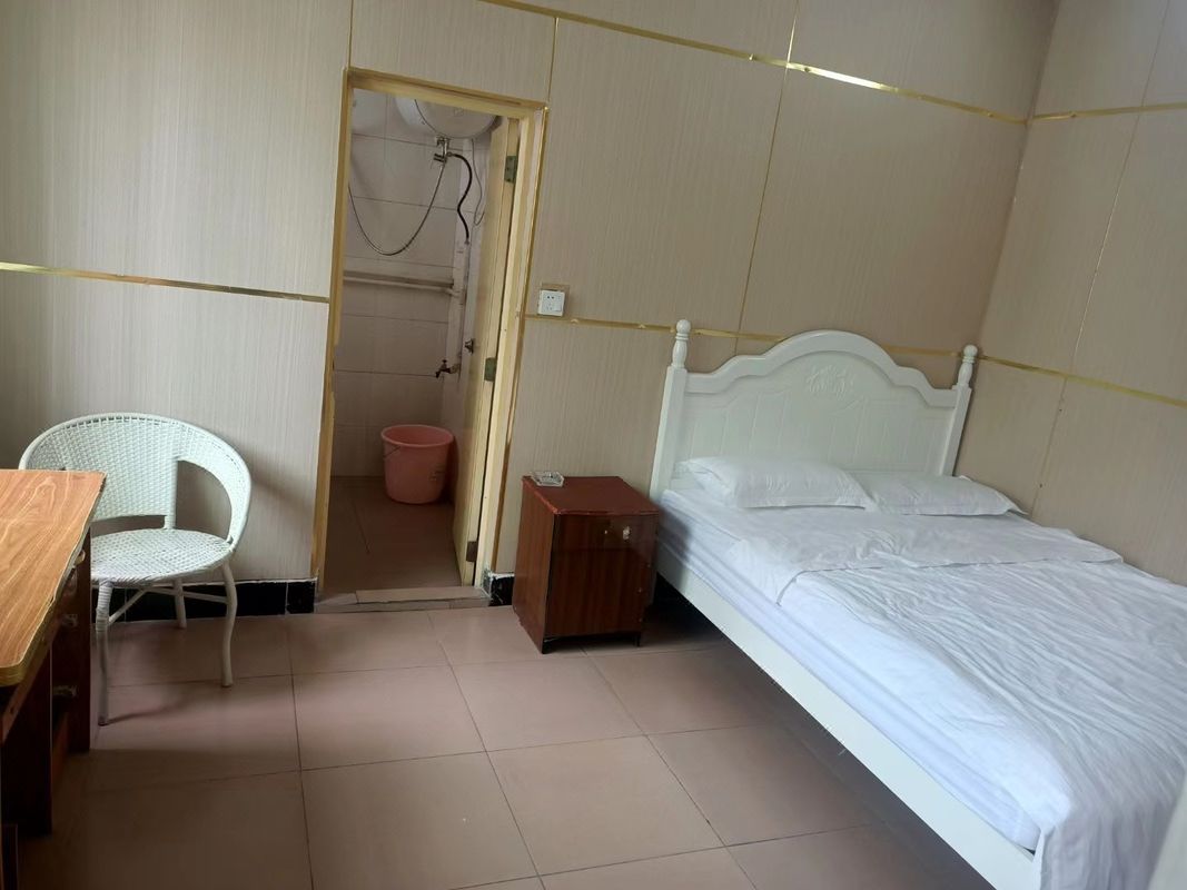 Dongguan Xingxin Apartment