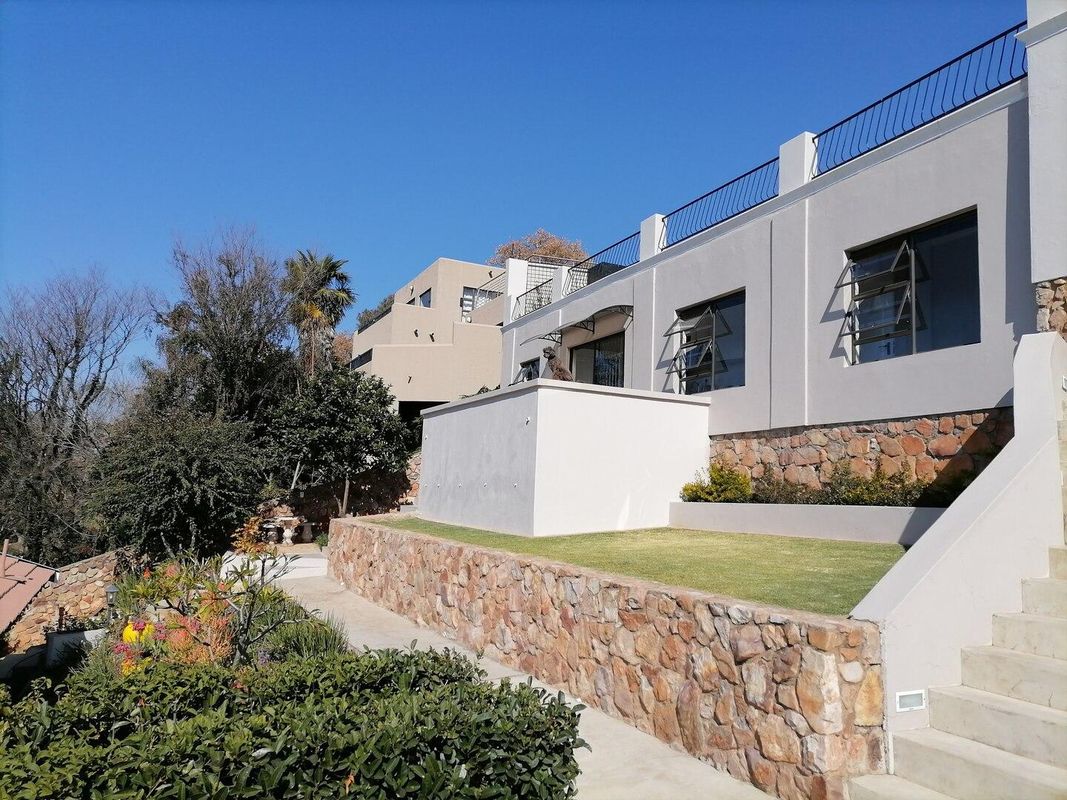 CityView, a Stunning Modern Apartment