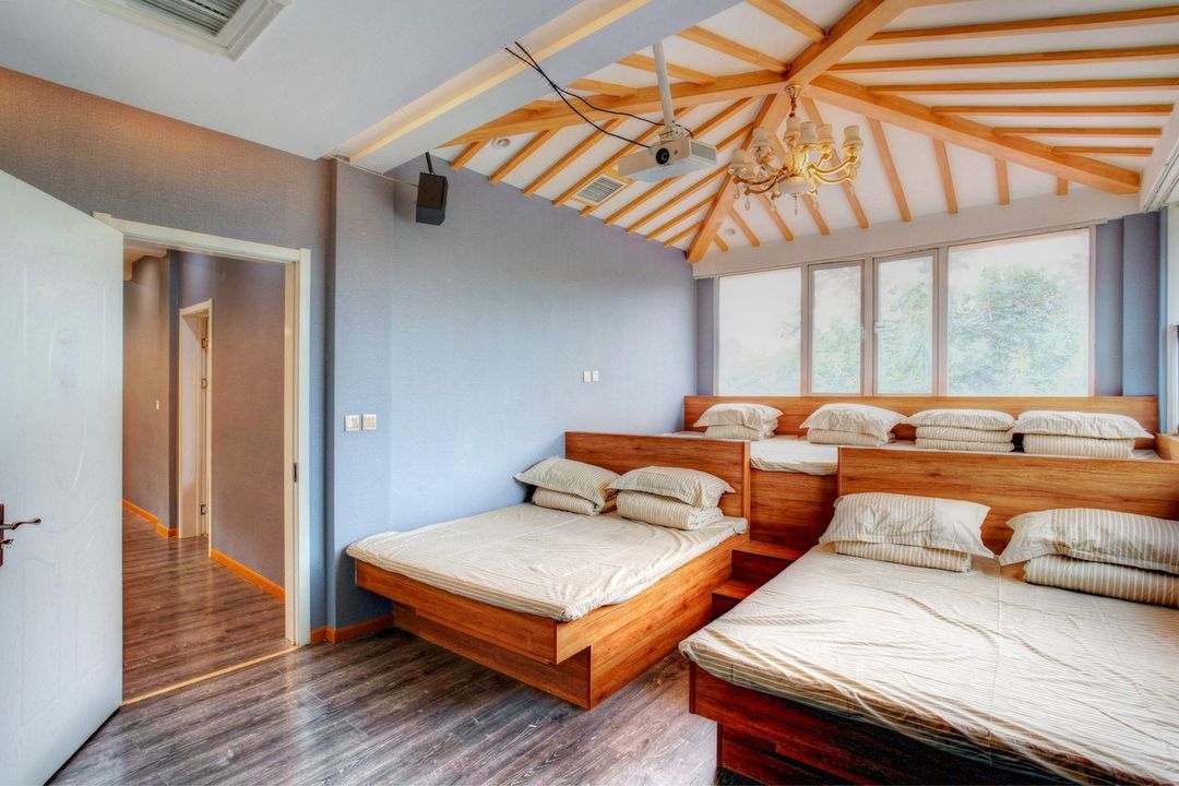 西安时光派对独栋别墅轰趴馆(南长安街分店)