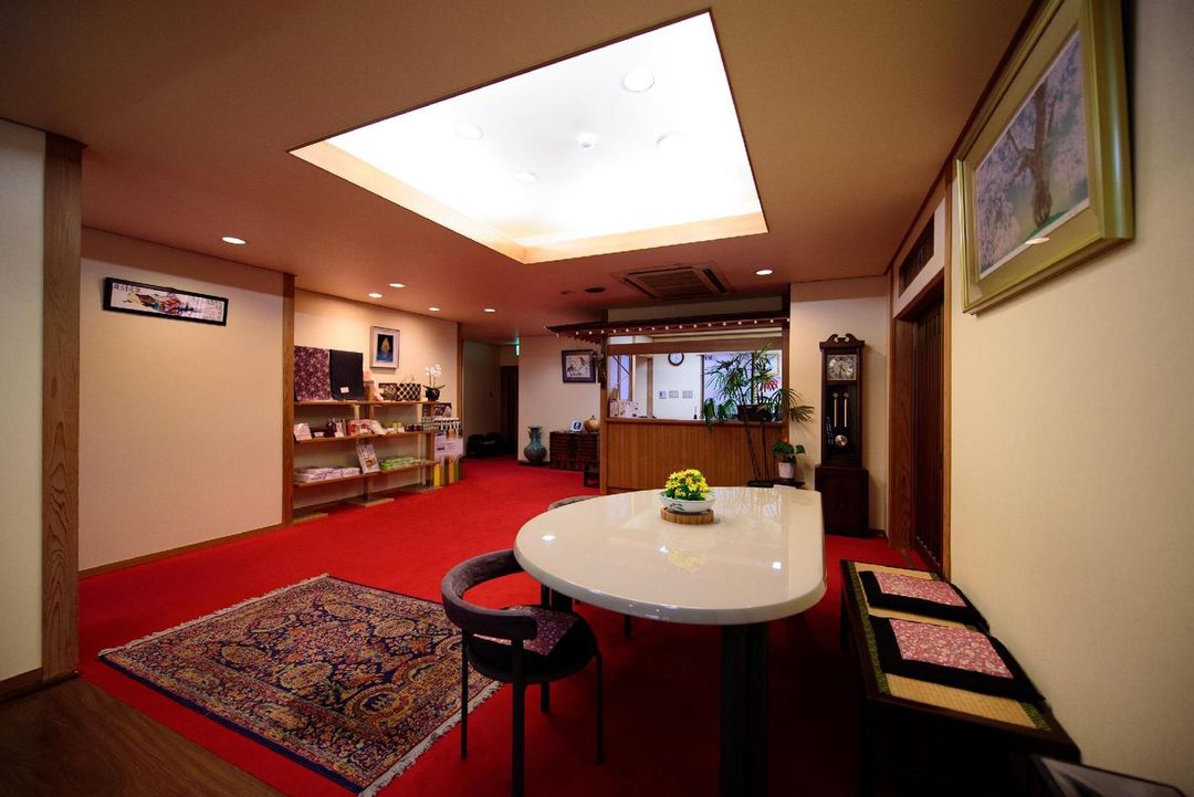 Yufuin Onsen Wafu Ryokan Tsuenosho