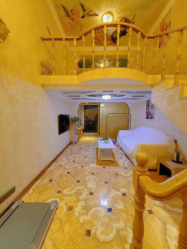 大連十點整主題賓館