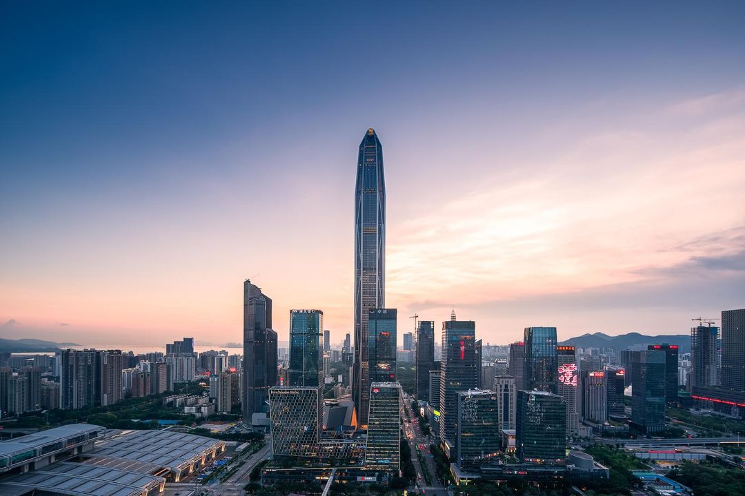 LuxCabins花園賓舍酒店(深圳福田會展中心崗廈地鐵站店)