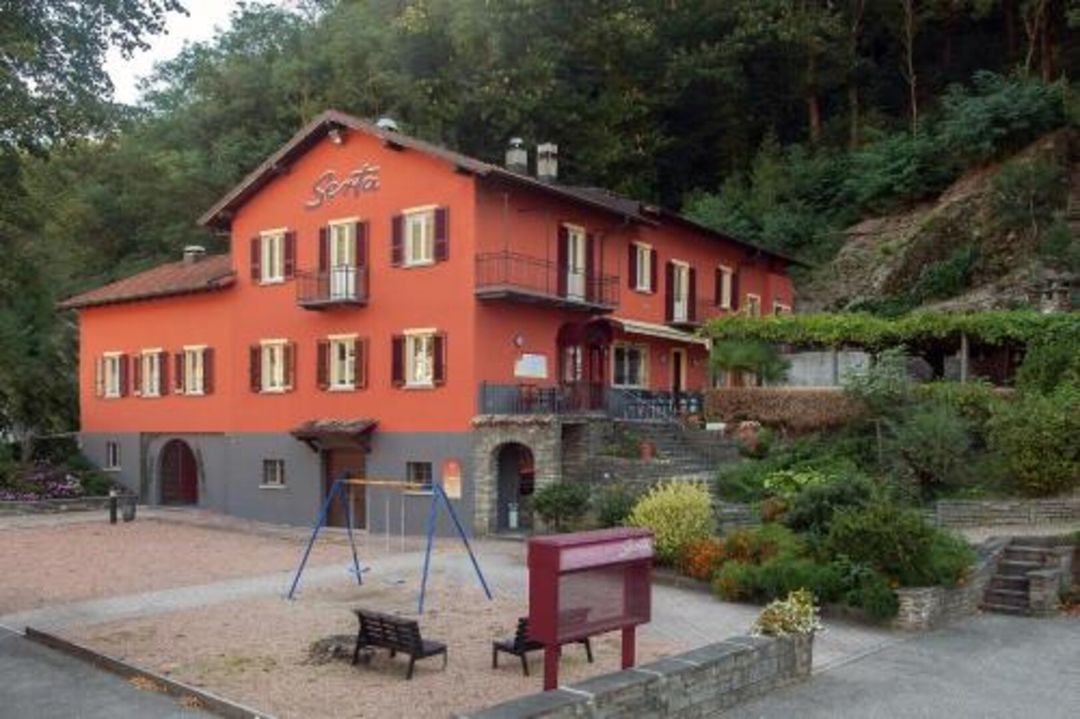 Hotel Ristorante Grotto Serta