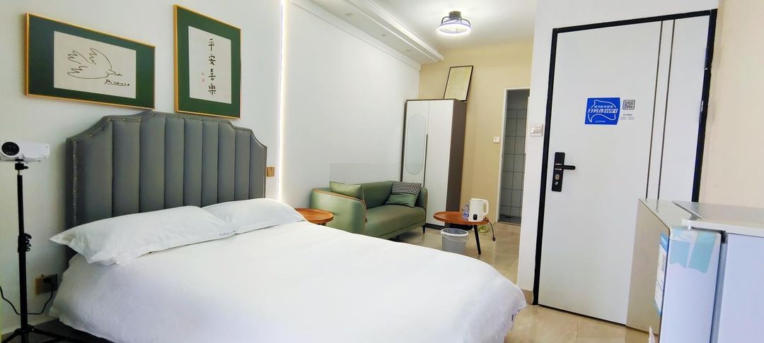 Yu Manting Apartment (City Hospital Gucheng)