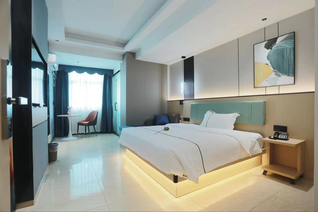 Sanzhong Mansion (Dongguan Qingxi Town Sanzhong Road)