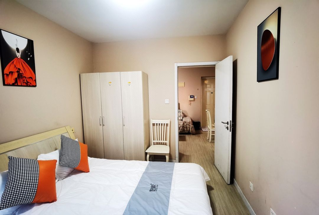 悠家1203苏州店公寓(绿地大道分店)