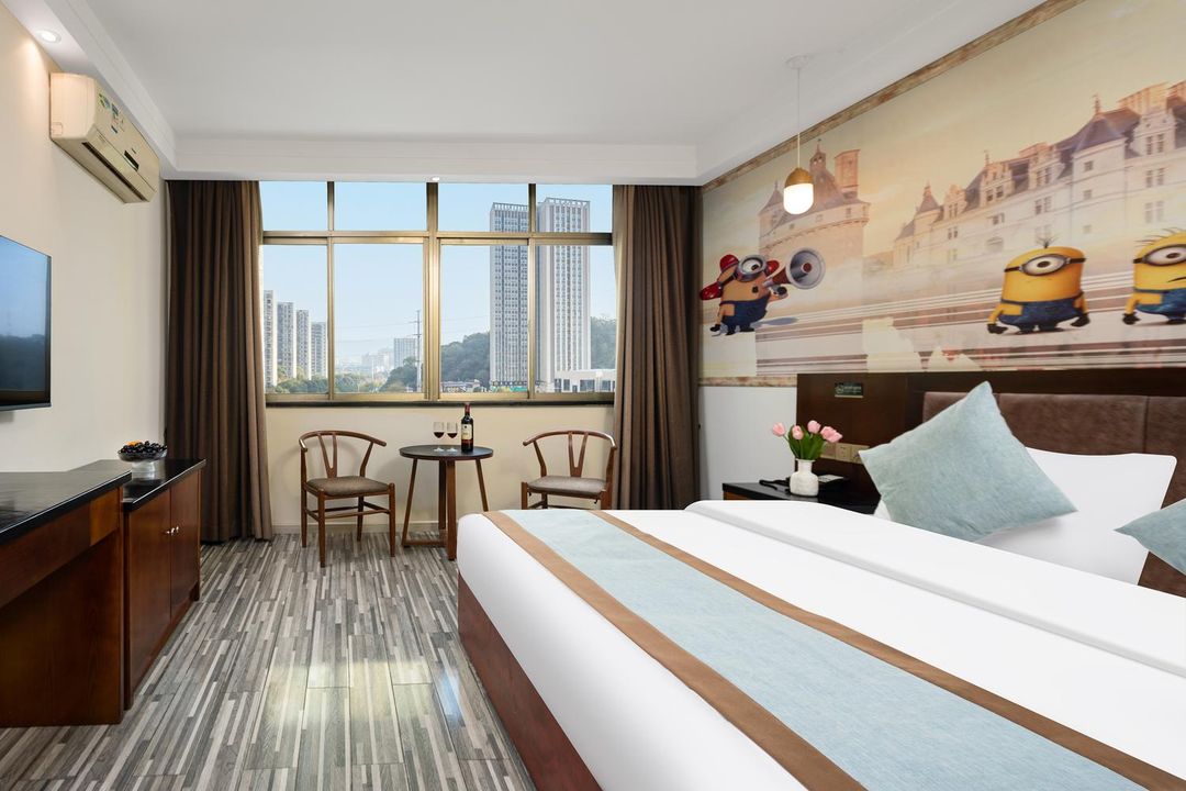 Changsha Qingchengzhilian Hotel (Leifeng Avenue Business College)