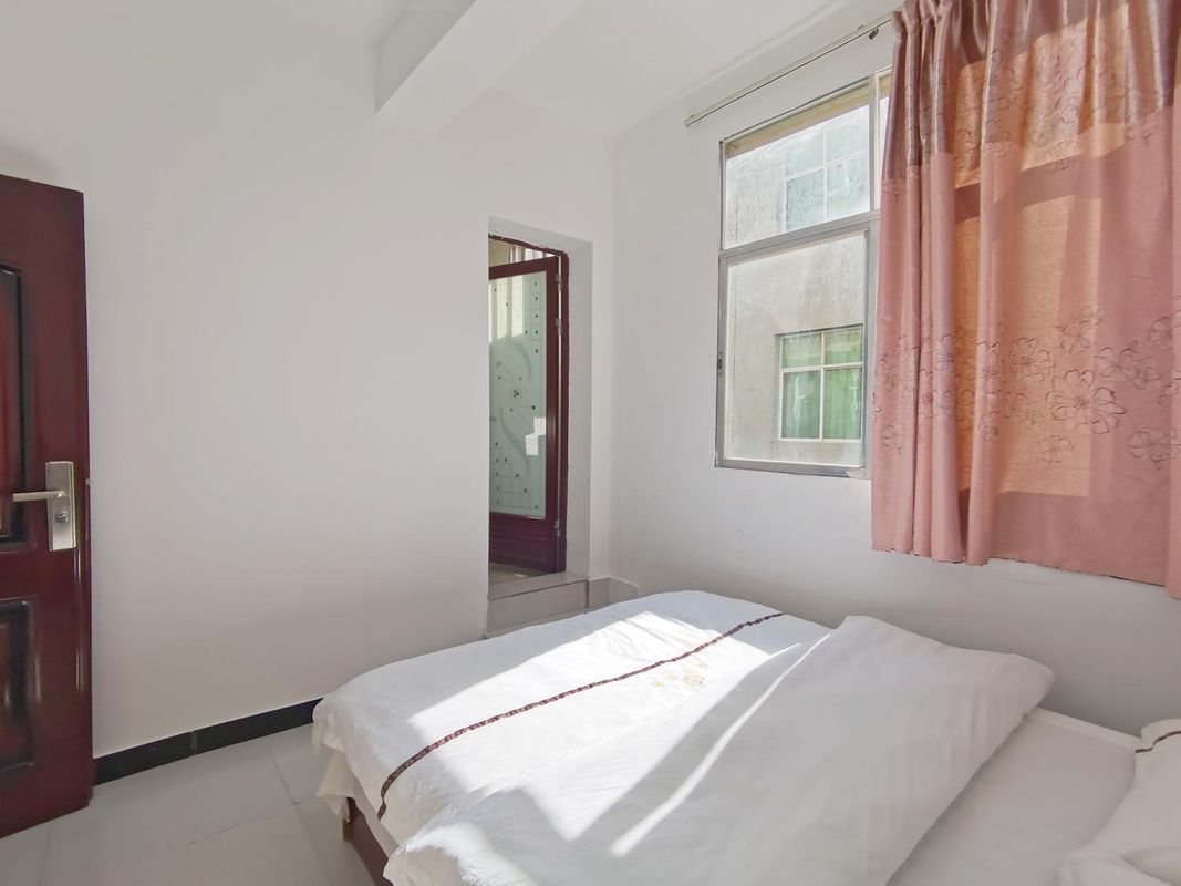 Kunming Qianjie Hotel