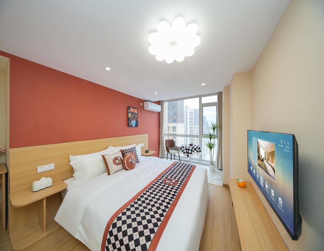 Luxury Apartment (Qingdao Shimao 52+ Shopping Center)