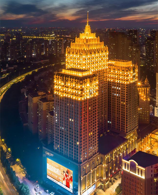 瀋陽皇朝萬鑫酒店