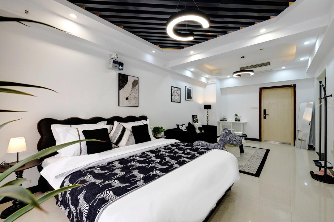 Xiyue Cinema Quality Homestay (Nanhu Dagang City Branch)