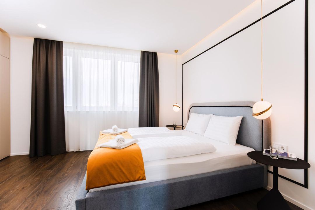 安伯林套房酒店