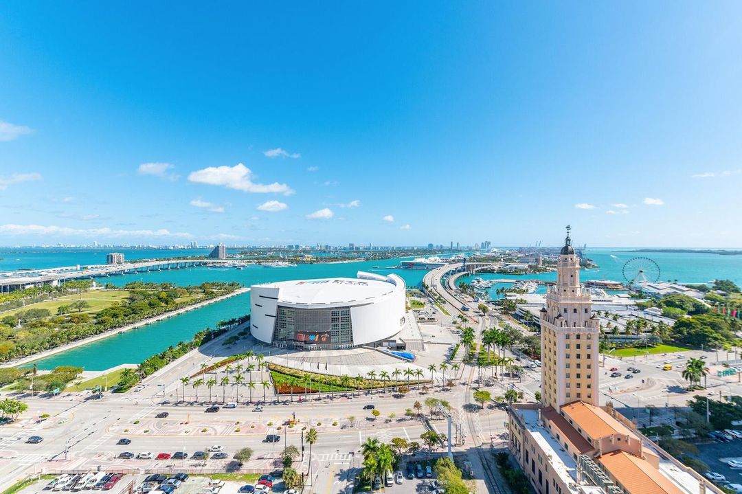 全球豪華套房邁阿密世界中心