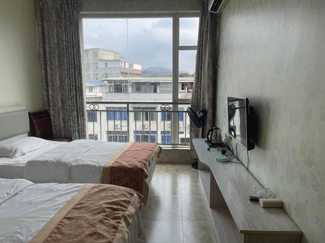 Chengdu Ping'an Hotel (Ping'an Road)