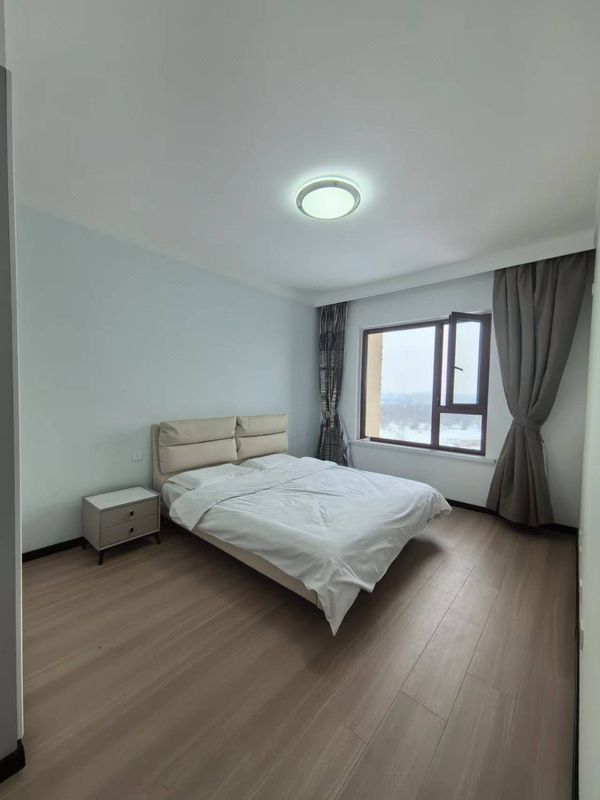 明仔在尔滨公寓(东阳路分店)