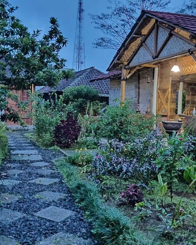 Pondok Bamboo Sendangsari