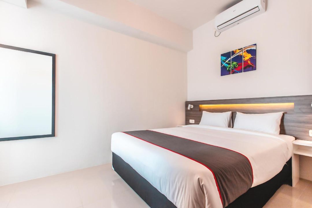 SUPER OYO Collection O 16 Vittoria Residence