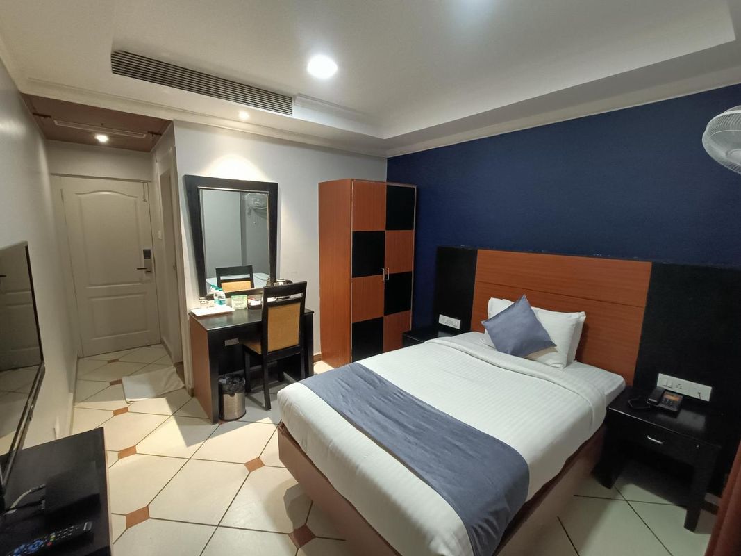 JS Grand Residency - Formerly As Emarald