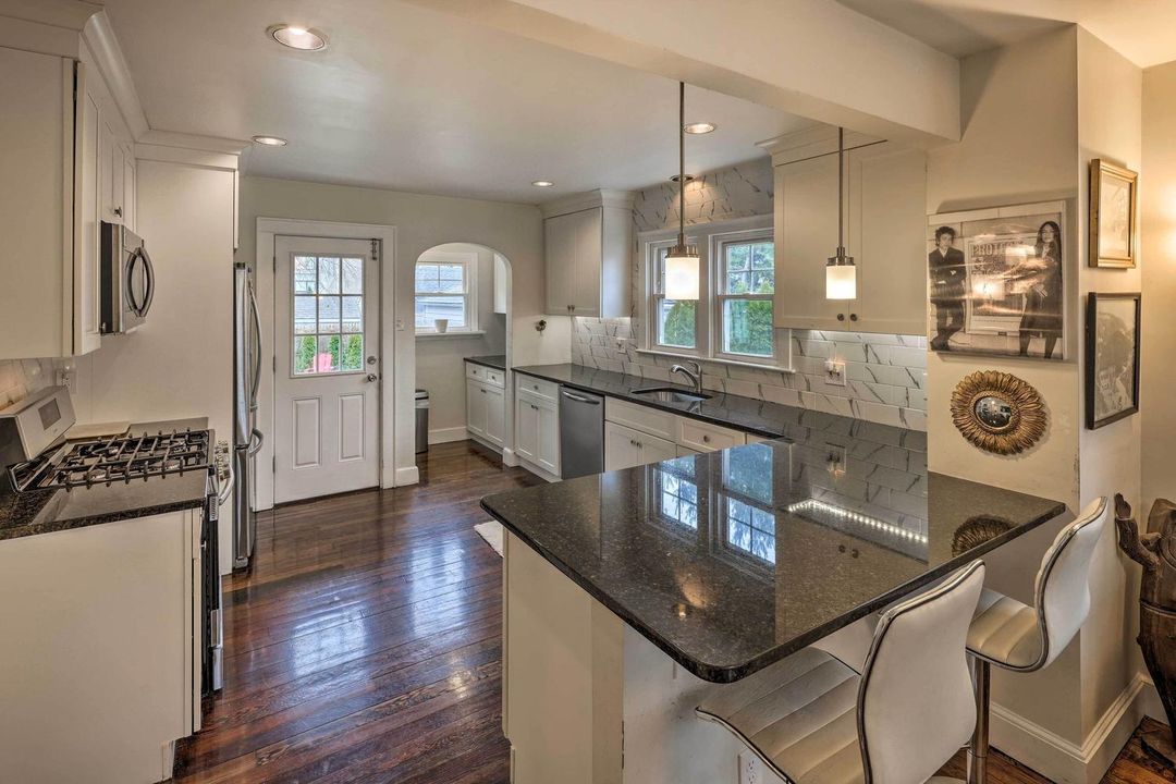 布里奇波特度假屋 - 步行至海灘!