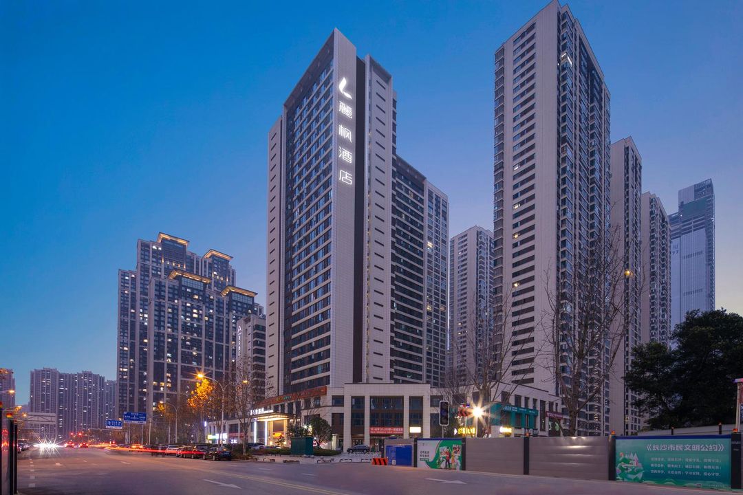 麗楓酒店(長沙梅溪湖西地鐵站店)