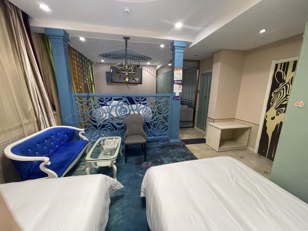 Urumqi Zebra Theme Hotel