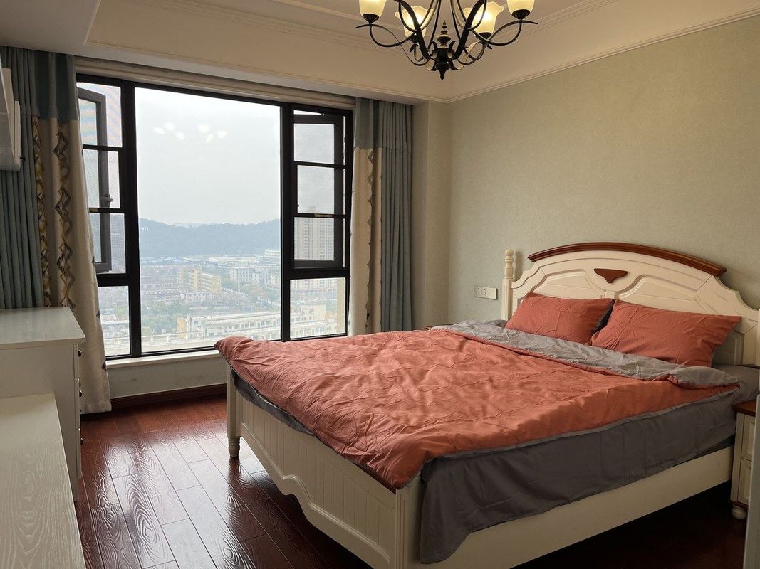 十三月色公寓(戚枫路分店)