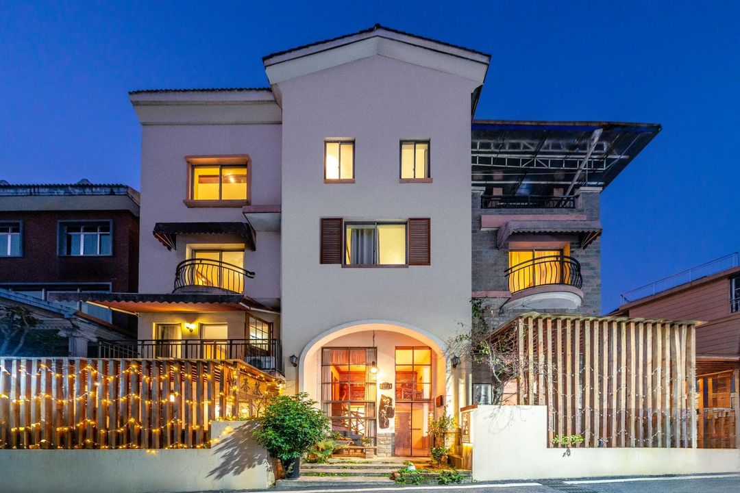 原鄉·凡樸民宿(桂林七星區高新萬達店)