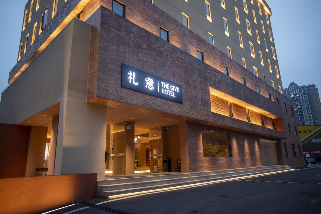 Guangzhou Liyi Hotel (Conghua Xinrong Hong Rhine Branch)
