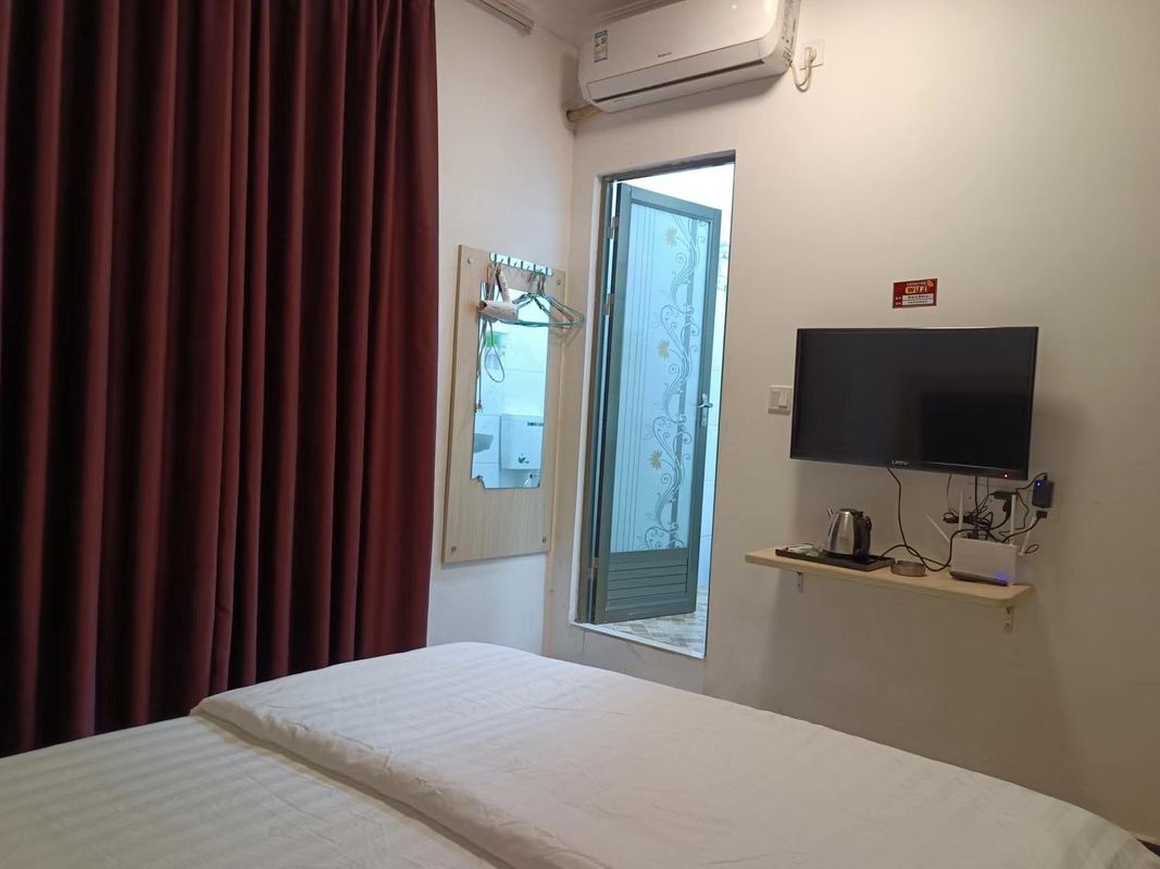 Guangzhou Mingji Mansion (Chimelong Safari Park North Gate)