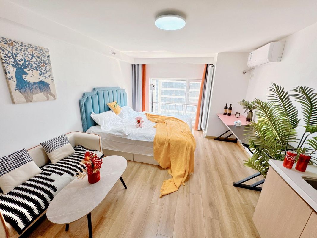 鹿裏·美宿(大連人民路東港商務區港灣廣場店)