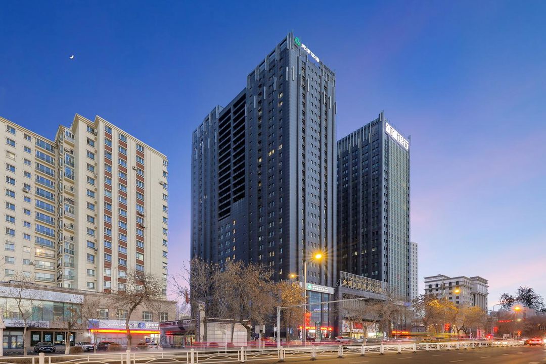 百世昌龍泉酒店(烏魯木齊國際大巴扎和田二街店)