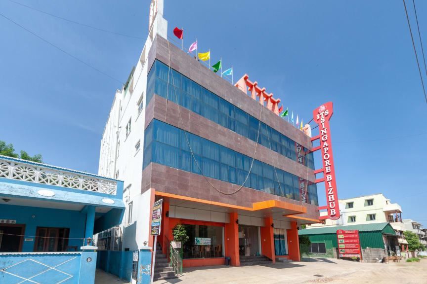 OYO 7575 Its South East Residency