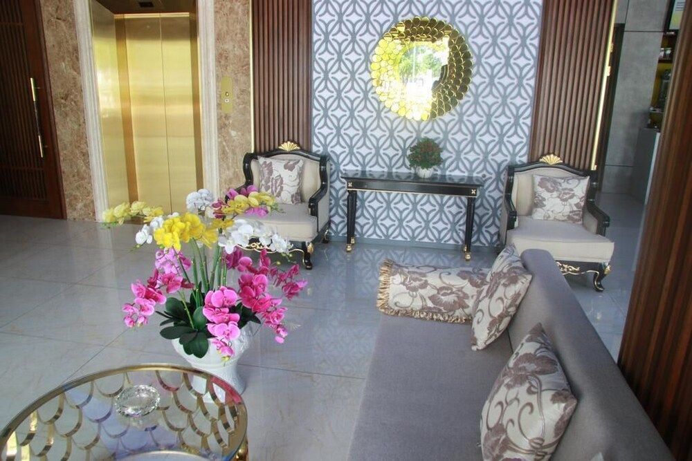 Thanh Long Hotel