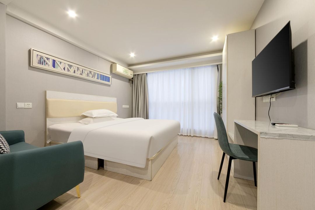 The most beautiful city homestay (Wuhan Hankou Railway Station)