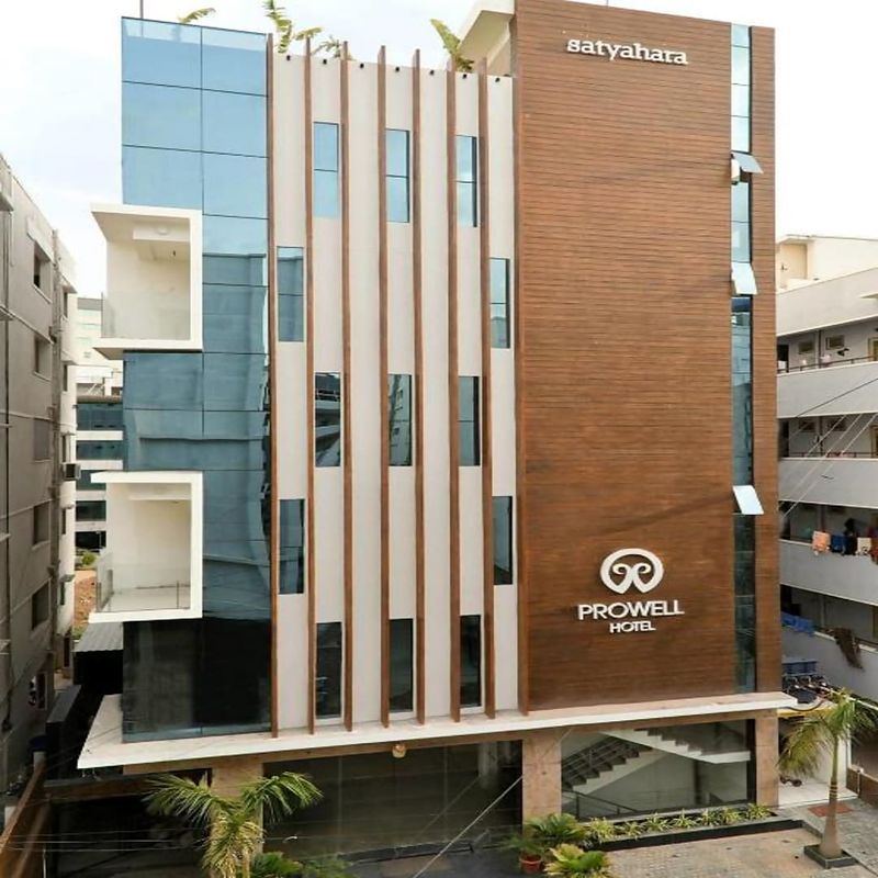 FabHotel Prime Prowell Crown - Hitech City