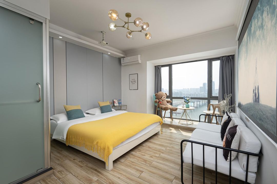 Zhuzhou Qixin Port INS Hotel