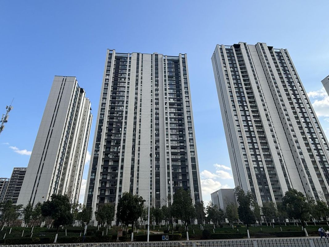 Luyi Homestay (Kunming South High-Speed Railway Station)