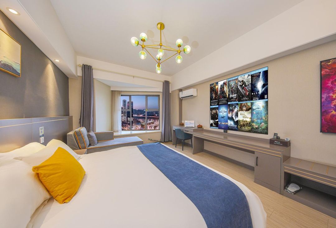 Qingdao Lanyu CC Movie Hotel