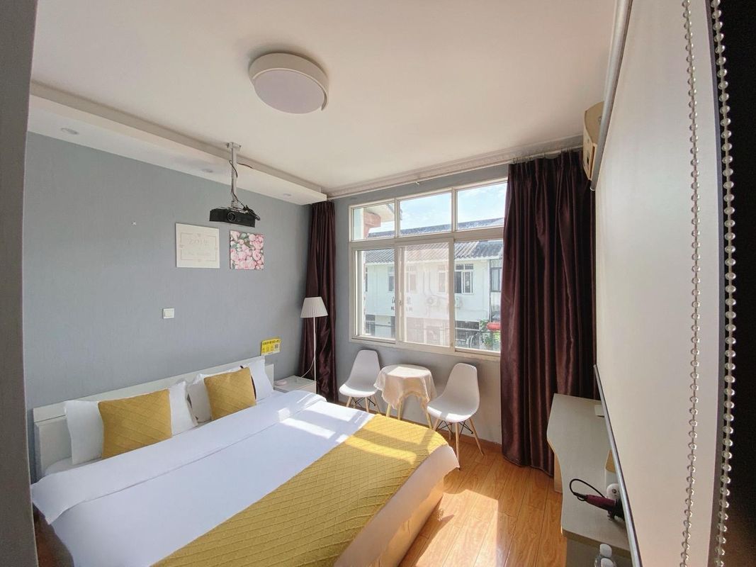 Chengdu September Fashion Inn