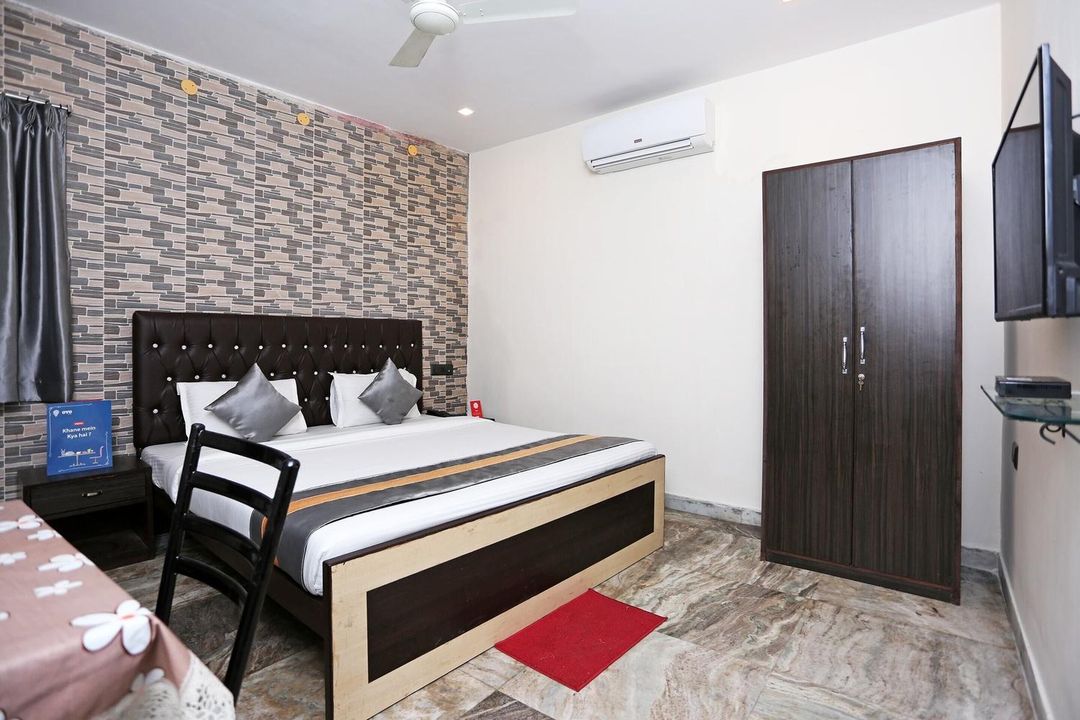 OYO 5048 教堂景觀酒店