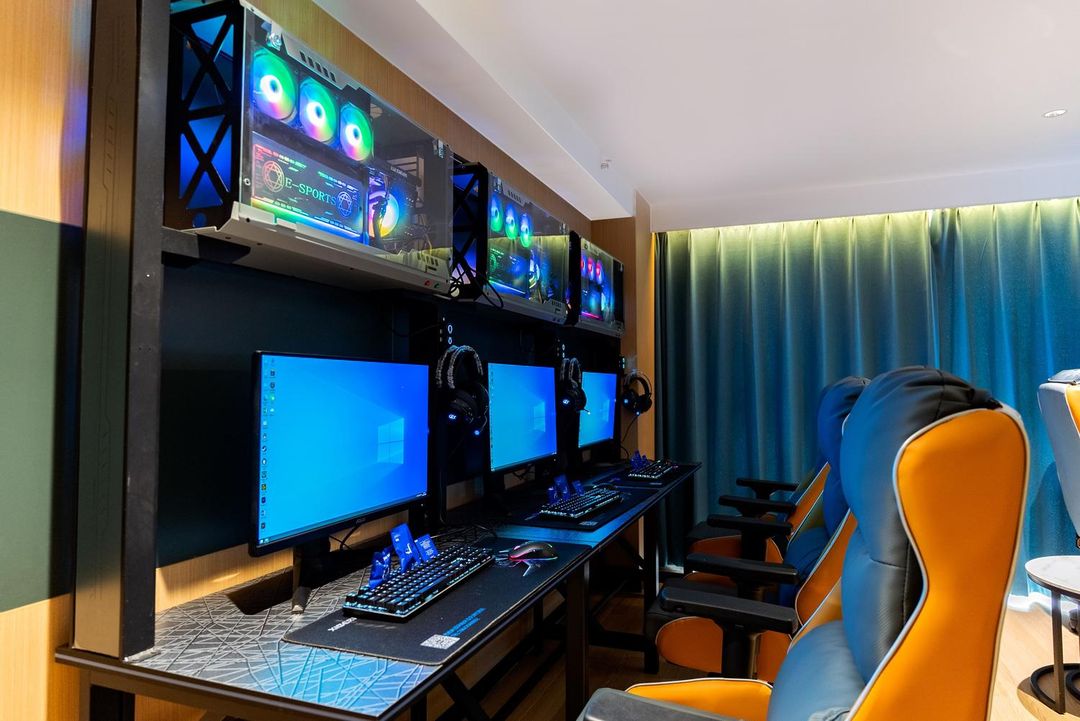 網魚電競酒店(天津靜海團泊大學城店)