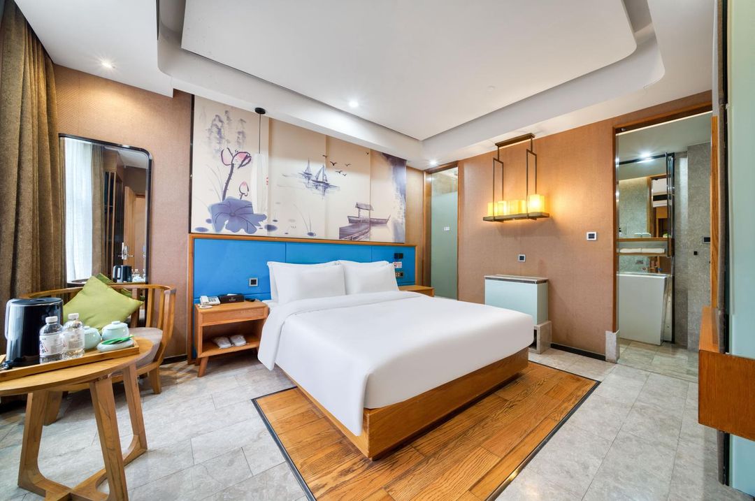 藝龍安雲酒店(上海陸家嘴民生路地鐵站店)